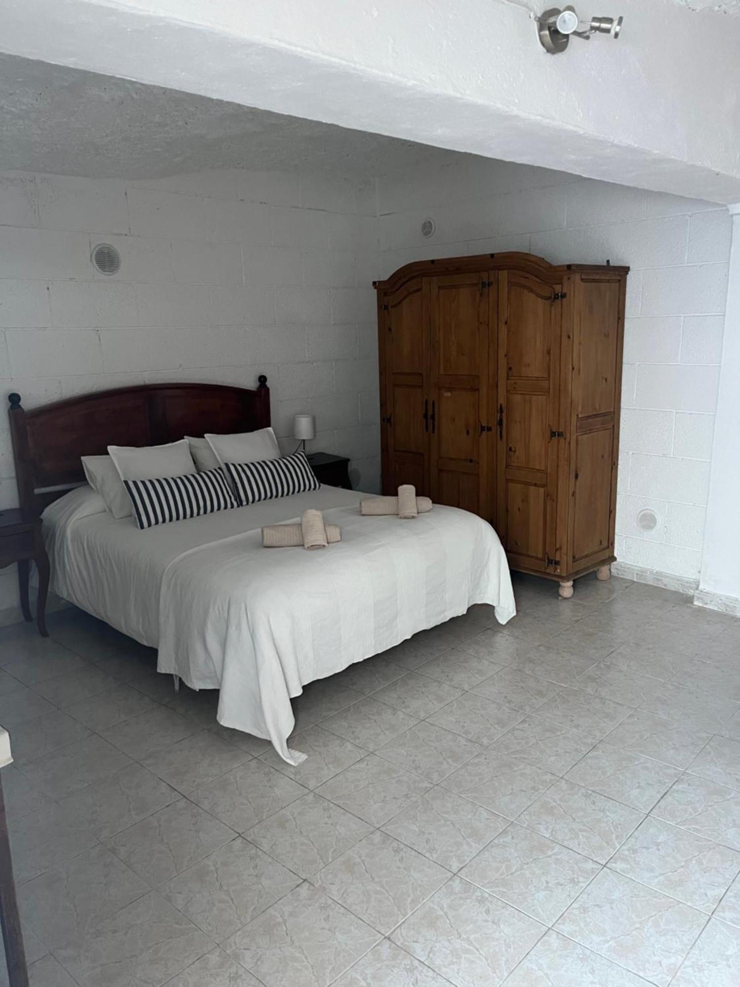 Whispering Tides Villa Candelaria Extérieur photo
